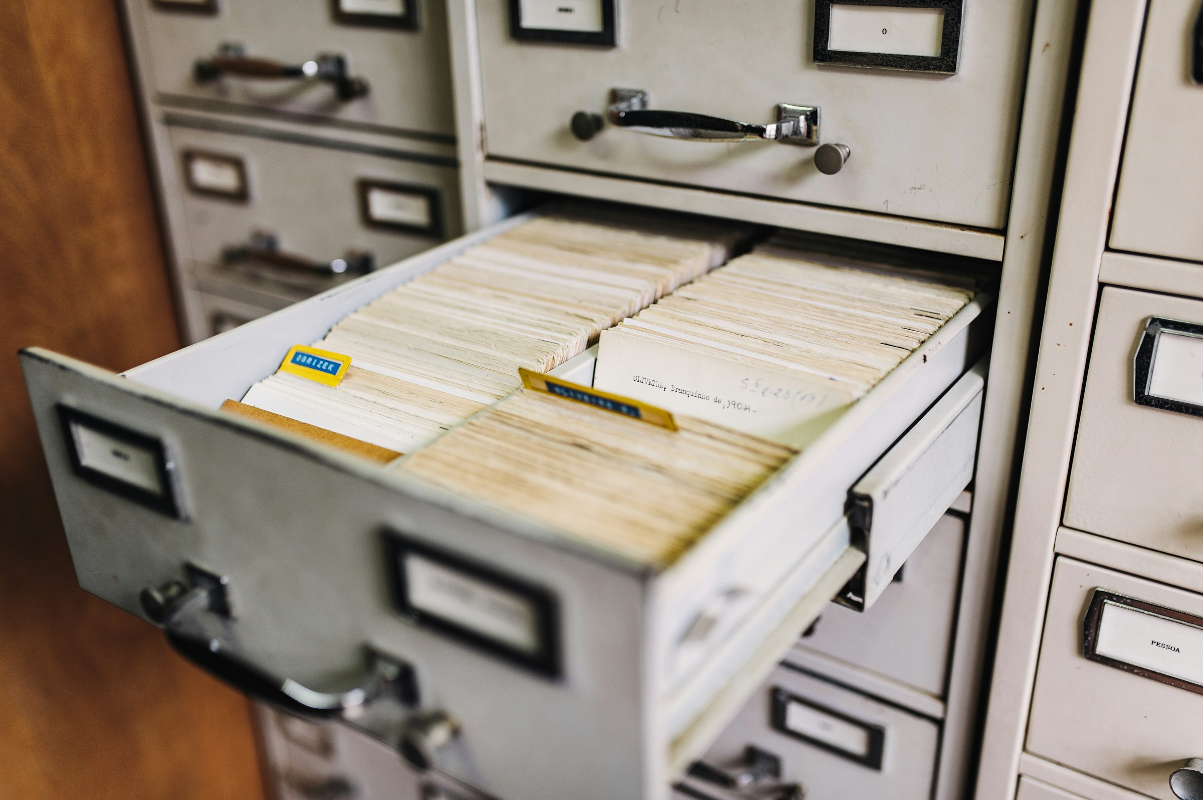 It's crucial to maintain your documents so that they are accessible and organized whether you deal with paper documents, electronic files, or a combination of both.
